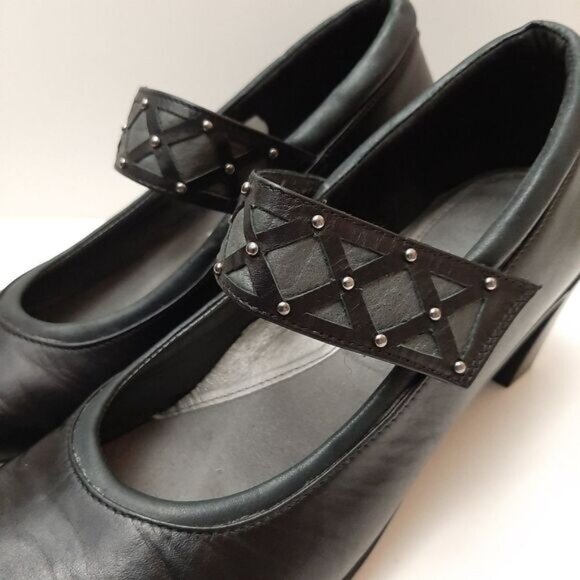 NAOT Almond Toe Classic Mary-Jane Pumps Genuine Leather Black Sz 11 - Picture 8 of 15